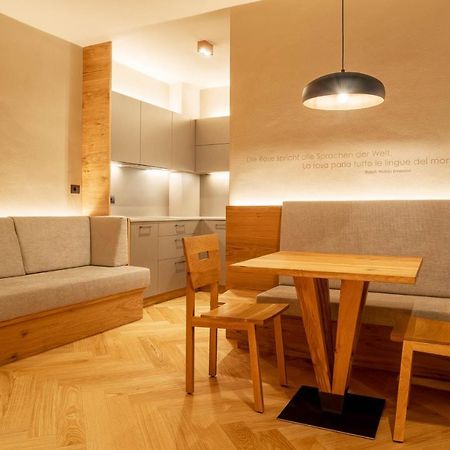 Ladurner Suites Merano Exterior foto